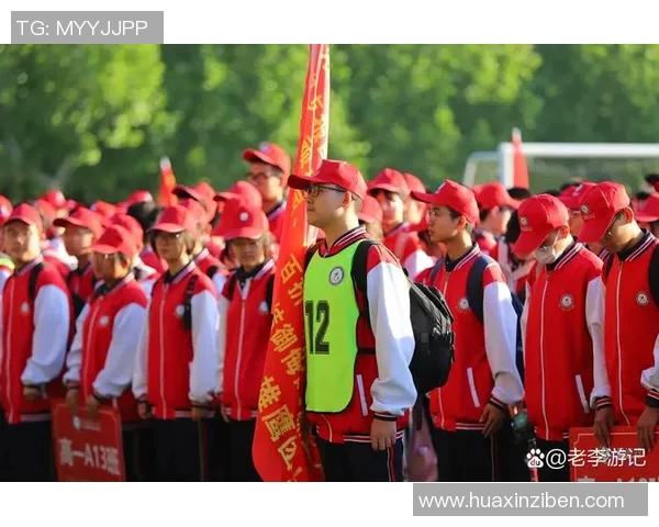 追随球星奋斗脚步点燃足球梦想奋勇拼搏书写不凡人生